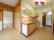 Prodej bytu 3+1, Karlovy Vary - Stará Role, Fibichova, 66 m2