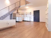 Pronájem bytu 2+kk, Praha - Libeň, U libeňského pivovaru, 57 m2