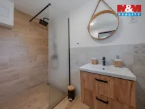 Prodej rodinného domu, Velké Karlovice, 180 m2