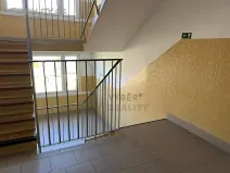 Prodej bytu 1+kk, Praha - Malešice, Káranská, 24 m2