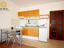Pronájem bytu 1+kk, Hradec Králové, Kejzlarova, 28 m2