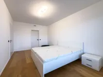 Pronájem bytu 2+kk, Praha - Smíchov, Grafická, 57 m2