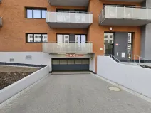 Pronájem garáže, Praha - Vysočany, Gerstelova, 18 m2