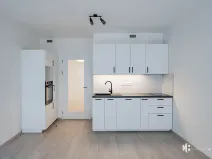 Pronájem bytu 1+kk, Praha - Hloubětín, Poděbradská, 35 m2