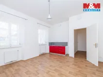 Pronájem bytu 1+kk, Studeněves, 33 m2