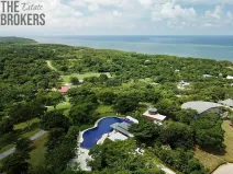 Prodej pozemku, Coxen Hole, Roatán, Honduras, 600 m2