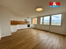 Pronájem bytu 3+kk, Praha - Bohnice, Zelenohorská, 68 m2