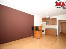 Pronájem bytu 1+kk, Praha - Troja, Hnězdenská, 36 m2