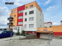 Pronájem bytu 2+kk, Praha - Černý Most, Dobrovolného, 42 m2