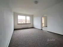 Pronájem bytu 4+1, Přeštěnice, 74 m2