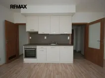 Prodej bytu 1+kk, Velký Osek, U hřiště, 33 m2