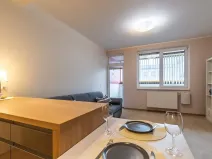 Pronájem bytu 2+kk, Praha - Vysočany, Poděbradská, 50 m2
