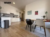 Pronájem bytu 2+kk, Praha - Holešovice, Šimáčkova, 68 m2