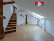Prodej bytu 2+kk, Plzeň - Jižní Předměstí, Klatovská třída, 66 m2