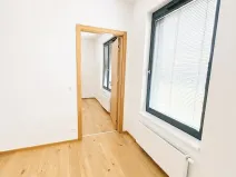 Pronájem bytu 2+kk, Praha - Karlín, Sokolova, 40 m2