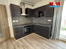 Pronájem bytu 1+kk, Praha, Počernická, 42 m2
