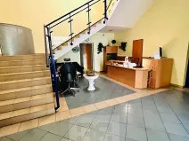 Pronájem garážového stání, Praha - Karlín, Křižíkova, 12 m2