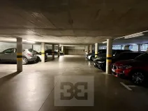 Pronájem garážového stání, Praha - Karlín, Křižíkova, 12 m2
