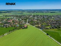Prodej komerčního pozemku, Hovorčovice, 5254 m2