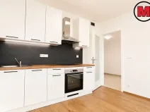 Pronájem bytu 2+kk, Praha - Vysočany, Smržových, 56 m2