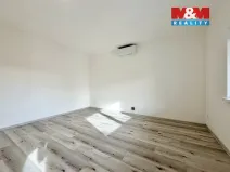 Pronájem bytu 1+kk, Brno, Táborská, 35 m2