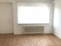 Pronájem bytu 1+kk, Praha, Podolská, 30 m2