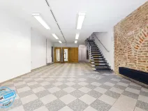 Prodej obchodního prostoru, Kroměříž, Kovářská, 196 m2