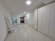 Pronájem bytu 1+kk, Brno, Kalvodova, 30 m2