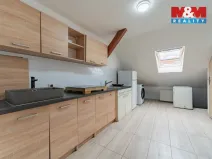 Pronájem atypického bytu, Sokolov, Staré náměstí, 200 m2