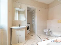 Pronájem bytu 2+1, Karlovy Vary, Moskevská, 60 m2