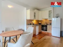 Pronájem bytu 2+kk, Praha, Názovská, 50 m2