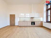 Pronájem bytu 1+kk, Český Brod, nám. Arnošta z Pardubic, 40 m2