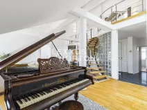 Pronájem atypického bytu, Praha - Nové Město, Dřevná, 250 m2