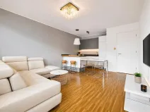 Pronájem bytu 2+kk, Praha - Karlín, Rohanské nábřeží, 52 m2