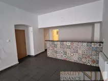 Pronájem obchodního prostoru, Dobřany, Školní, 79 m2
