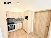 Pronájem bytu 2+kk, Praha - Vyšehrad, Neklanova, 57 m2