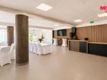 Pronájem obchodního prostoru, Louny, Březinova, 210 m2