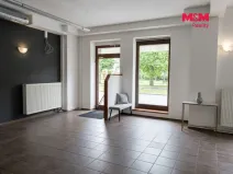 Pronájem obchodního prostoru, Pardubice, Smetanovo náměstí, 350 m2