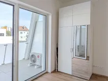 Pronájem kanceláře, Brno, Komárovská, 29 m2