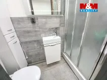 Pronájem bytu 1+1, Karlovy Vary - Dvory, 1. máje, 28 m2