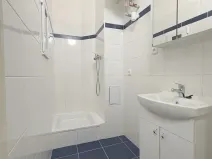 Pronájem bytu 1+kk, Praha - Vršovice, Přípotoční, 28 m2