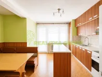 Prodej bytu 3+1, Tečovice, 88 m2