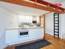 Prodej bytu 1+kk, Plzeň - Doubravka, Habrmannovo náměstí, 30 m2