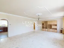Pronájem rodinného domu, Praha - Řepy, Doubravínova, 480 m2