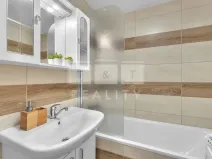 Pronájem bytu 1+kk, Hradec Králové, Jungmannova, 39 m2