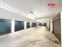 Prodej garážového stání, Hradec Králové, Na Občinách, 17 m2