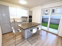 Prodej bytu 2+kk, Praha - Vršovice, Petrohradská, 114 m2