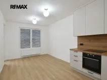 Pronájem bytu 2+kk, Praha - Hlubočepy, Divíškové, 51 m2