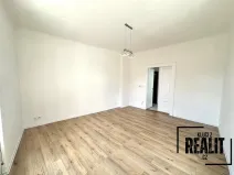 Pronájem bytu 1+kk, Praha - Žižkov, Seifertova, 34 m2