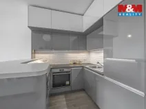 Prodej bytu 1+kk, Praha - Hostavice, U Hostavického potoka, 33 m2